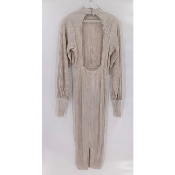 ASOS DESIGN Plisse High Neck Ballon Sleeve Open Back Midi Dress - Picture 7 of 9